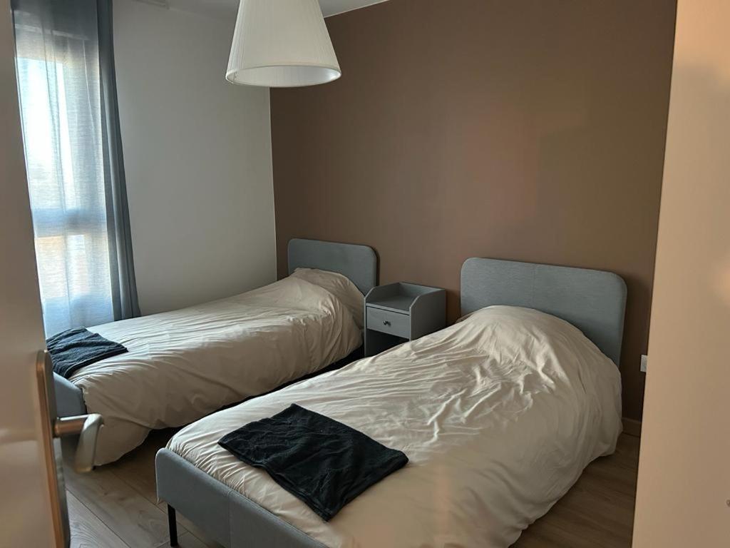 2 Bedroom Apartment + Parking سان دوني المظهر الخارجي الصورة